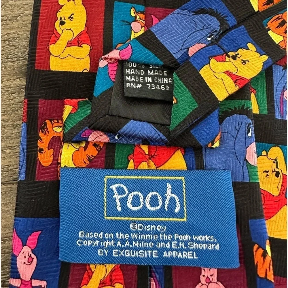 Disney Winnie the Pooh and Friends Silk Necktie Tie‎ Eeyore  Tigger Piglet Cute